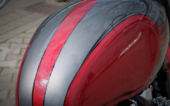 Umgebautes Motorrad Triumph Bonneville Bobber von Stärker-Profil GmbH - Bild 5 Umgebautes Motorrad Triumph Bonneville Bobber von Stärker-Profil GmbH - Bild 5