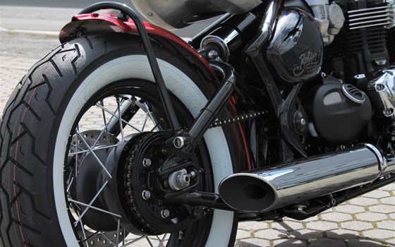Umgebautes Motorrad Triumph Bonneville Bobber von Stärker-Profil GmbH - Bild 6 Umgebautes Motorrad Triumph Bonneville Bobber von Stärker-Profil GmbH - Bild 6