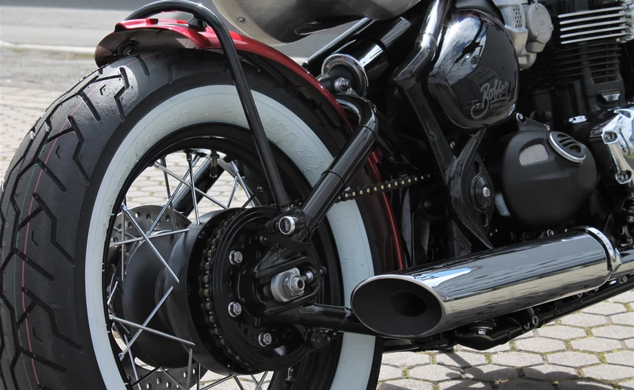 Umbgebautes Motorrad Triumph Bonneville Bobber Bild 6: Umbgebautes Motorrad Triumph Bonneville Bobber