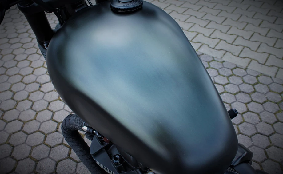 Umbgebautes Motorrad Triumph Bonneville Bobber Black Bild 11: Umbgebautes Motorrad Triumph Bonneville Bobber Black