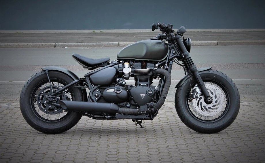 Umbgebautes Motorrad Triumph Bonneville Bobber Black Bild 15: Umbgebautes Motorrad Triumph Bonneville Bobber Black