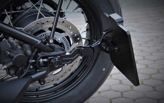 Umgebautes Motorrad Triumph Bonneville Bobber Black von Stärker-Profil GmbH - Bild 22 Umgebautes Motorrad Triumph Bonneville Bobber Black von Stärker-Profil GmbH - Bild 22