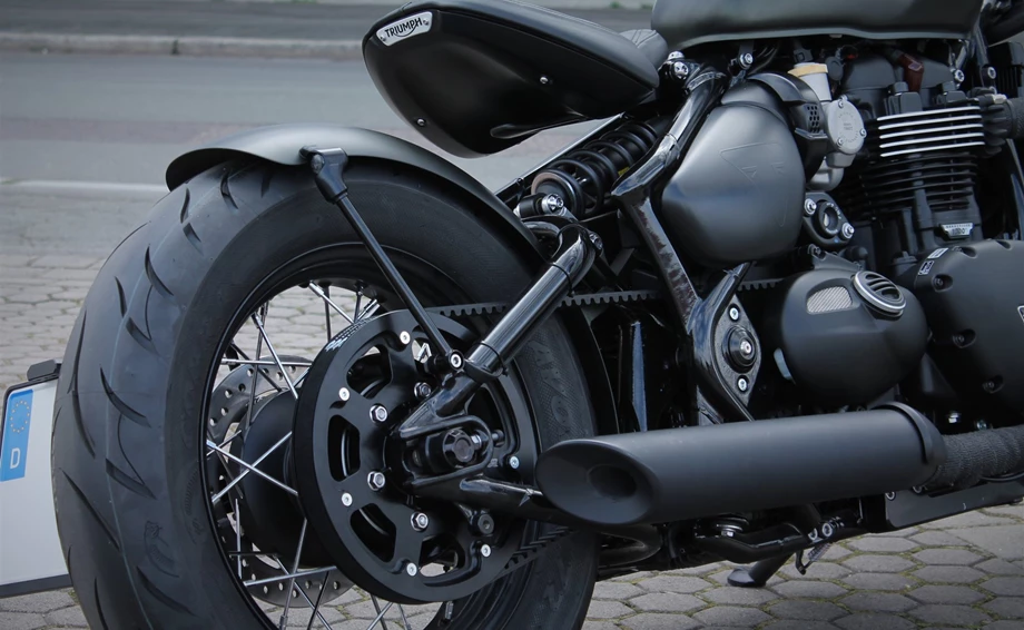 Umbgebautes Motorrad Triumph Bonneville Bobber Black Bild 24: Umbgebautes Motorrad Triumph Bonneville Bobber Black