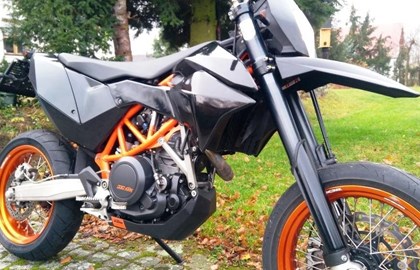 KTM 690 Enduro R Custom Bike