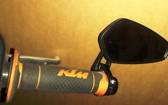 Umgebautes Motorrad KTM 690 Enduro R von user1056559 - Bild 5 Umgebautes Motorrad KTM 690 Enduro R von user1056559 - Bild 5
