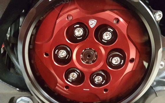 Umgebautes Motorrad MV Agusta Brutale 800 RR von Motorrad Scheunpflug e.K. - Bild 3 Umgebautes Motorrad MV Agusta Brutale 800 RR von Motorrad Scheunpflug e.K. - Bild 3