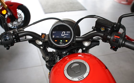 Umgebautes Motorrad Honda CMX500 Rebel von Honda - Helmut Müller - Bild 5 Umgebautes Motorrad Honda CMX500 Rebel von Honda - Helmut Müller - Bild 5