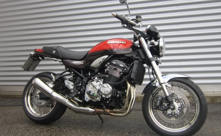 Rebuilt motorbike Kawasaki Z900 RS Bild 1: Rebuilt motorbike Kawasaki Z900 RS