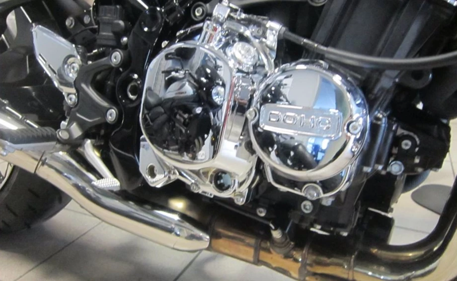 Rebuilt motorbike Kawasaki Z900 RS Bild 7: Rebuilt motorbike Kawasaki Z900 RS