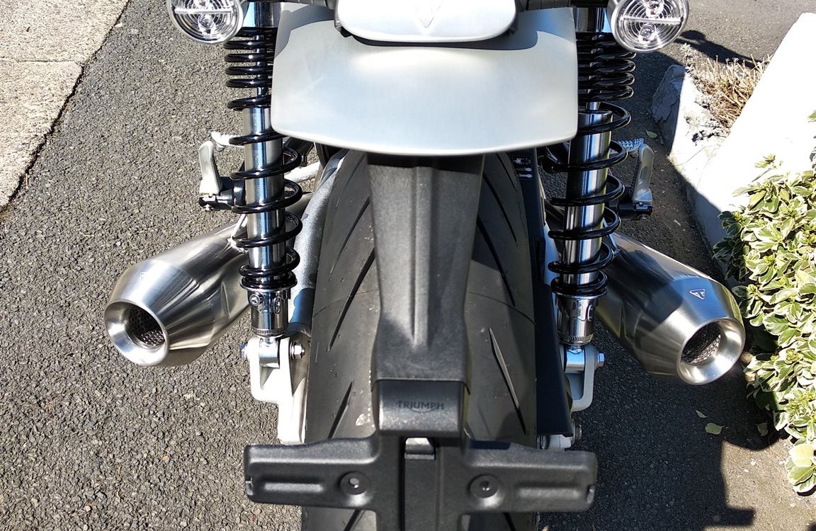 Umbgebautes Motorrad Triumph Speed Twin 1200