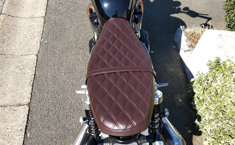 Umbgebautes Motorrad Triumph Speed Twin 1200 Bild 7: Umbgebautes Motorrad Triumph Speed Twin 1200