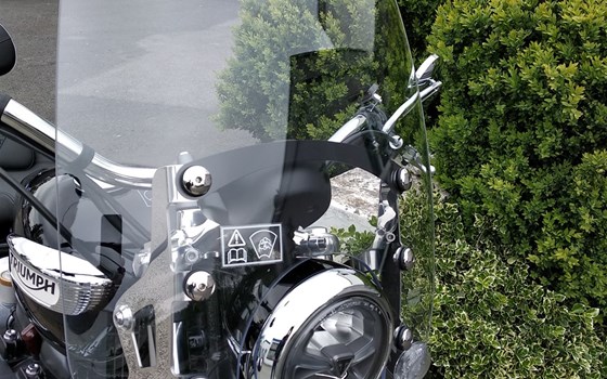 Umgebautes Motorrad Triumph Bonneville Speedmaster von Motorrad Reinhardt GmbH - Bild 9 Umgebautes Motorrad Triumph Bonneville Speedmaster von Motorrad Reinhardt GmbH - Bild 9