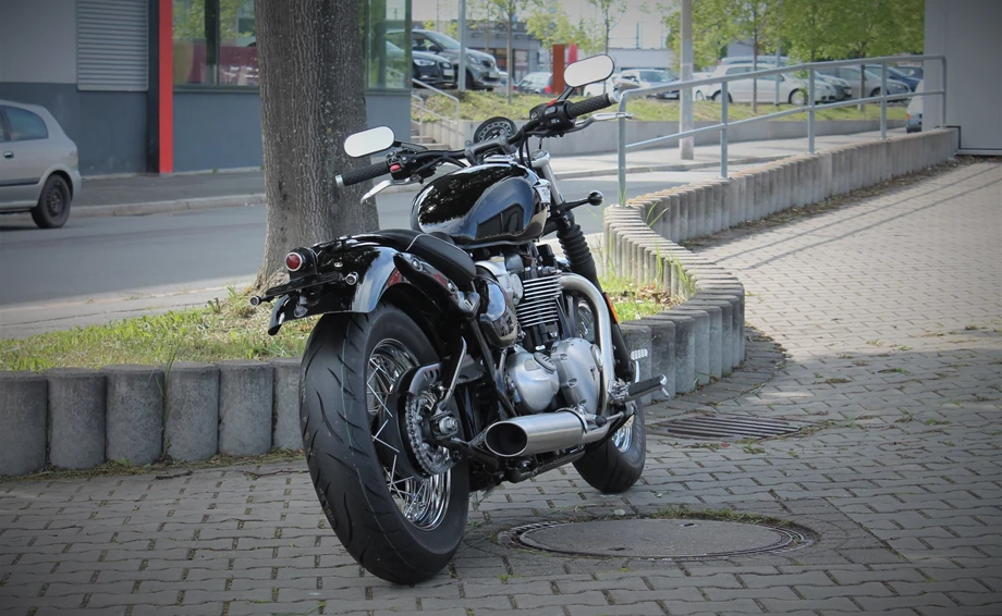 Umbgebautes Motorrad Triumph Bonneville Speedmaster Bild 9: Umbgebautes Motorrad Triumph Bonneville Speedmaster