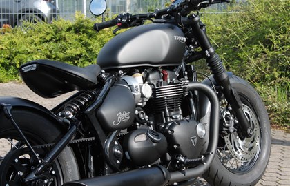 Triumph Bonneville Bobber Black Custom Bike