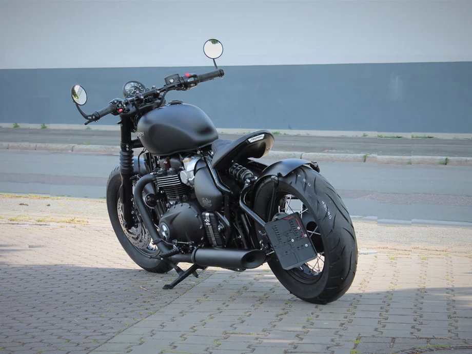 Umbgebautes Motorrad Triumph Bonneville Bobber Black Bild 5: Umbgebautes Motorrad Triumph Bonneville Bobber Black