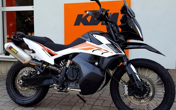 Umgebautes Motorrad KTM 790 Adventure von Zweiradcenter Bernhardt - Bild 1 Umgebautes Motorrad KTM 790 Adventure von Zweiradcenter Bernhardt - Bild 1