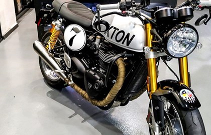 Triumph Thruxton 1200R Custom Bike Triumph Thruxton 1200R Custom Bike
