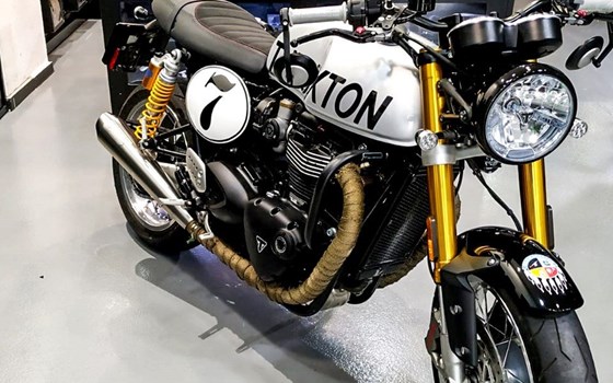 Umgebautes Motorrad Triumph Thruxton 1200R von MAQUINA MOTORS - Bild 1 Umgebautes Motorrad Triumph Thruxton 1200R von MAQUINA MOTORS - Bild 1