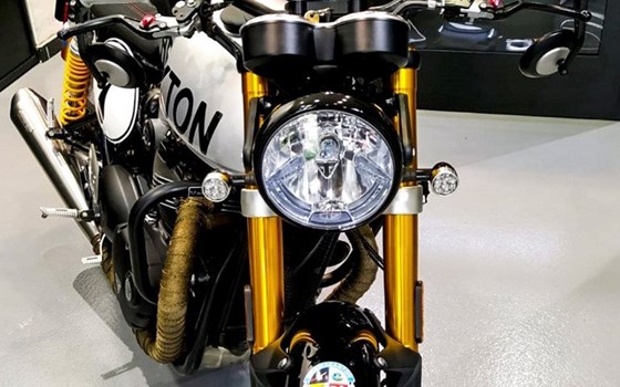 Umgebautes Motorrad Triumph Thruxton 1200R von MAQUINA MOTORS - Bild 3 Umgebautes Motorrad Triumph Thruxton 1200R von MAQUINA MOTORS - Bild 3