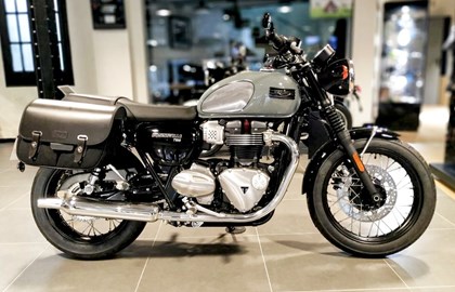 Triumph Bonneville T100 Custom Bike