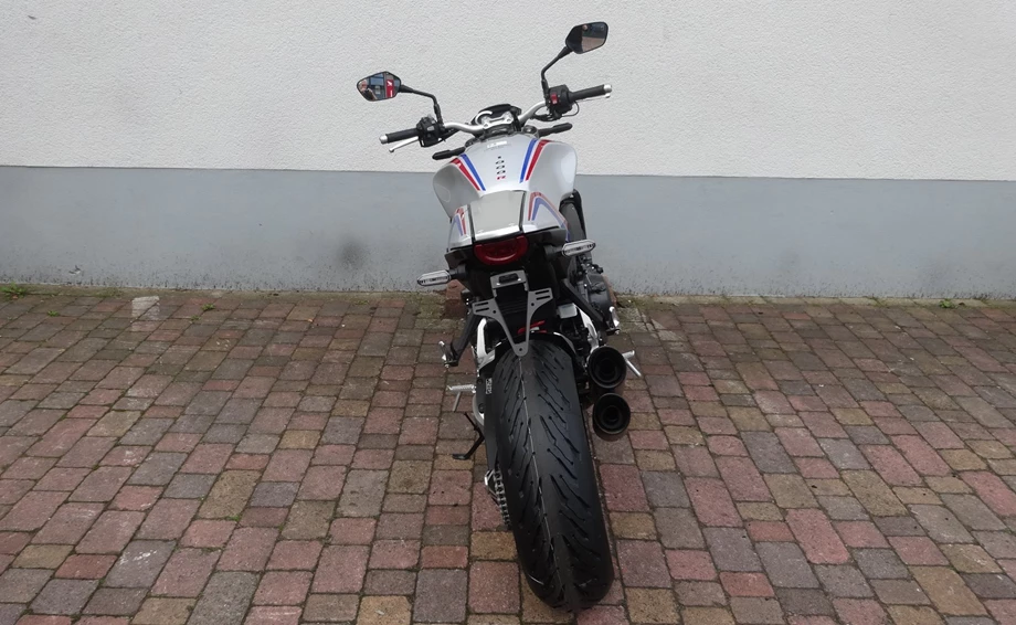 Umbgebautes Motorrad Honda CB 1000 R Bild 10: Umbgebautes Motorrad Honda CB 1000 R