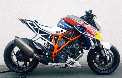 KTM 1290 Super Duke R Custom Bike KTM 1290 Super Duke R Custom Bike