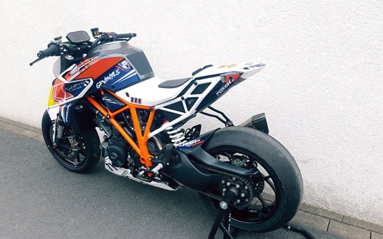 Umgebautes Motorrad KTM 1290 Super Duke R von Zweirad  Sauerland - Bild 6 Umgebautes Motorrad KTM 1290 Super Duke R von Zweirad  Sauerland - Bild 6