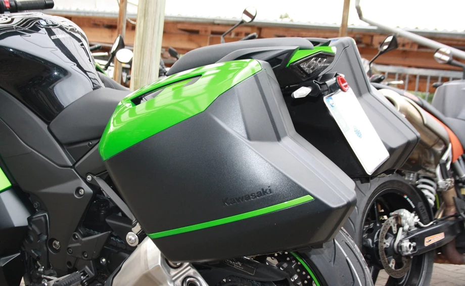 Umbgebautes Motorrad Kawasaki Z1000SX Bild 2: Umbgebautes Motorrad Kawasaki Z1000SX