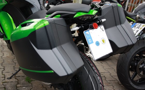 Umgebautes Motorrad Kawasaki Z1000SX von Zweirad Waibel GmbH & Co. KG - Bild 3 Umgebautes Motorrad Kawasaki Z1000SX von Zweirad Waibel GmbH & Co. KG - Bild 3