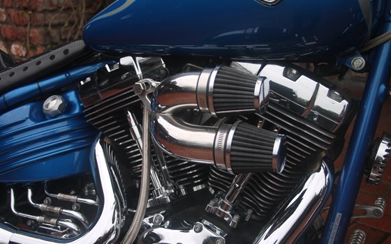 Umgebautes Motorrad Harley-Davidson Softtail Rocker C FXCWC von X-Trem Custombikes - Bild 12 Umgebautes Motorrad Harley-Davidson Softtail Rocker C FXCWC von X-Trem Custombikes - Bild 12