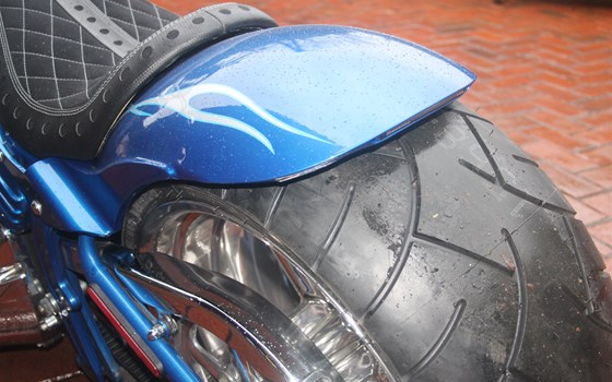Umgebautes Motorrad Harley-Davidson Softtail Rocker C FXCWC von X-Trem Custombikes - Bild 17 Umgebautes Motorrad Harley-Davidson Softtail Rocker C FXCWC von X-Trem Custombikes - Bild 17