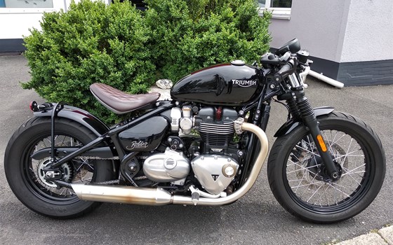 Umgebautes Motorrad Triumph Bonneville Bobber von Motorrad Reinhardt GmbH - Bild 1 Umgebautes Motorrad Triumph Bonneville Bobber von Motorrad Reinhardt GmbH - Bild 1