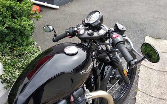 Umgebautes Motorrad Triumph Bonneville Bobber von Motorrad Reinhardt GmbH - Bild 10 Umgebautes Motorrad Triumph Bonneville Bobber von Motorrad Reinhardt GmbH - Bild 10