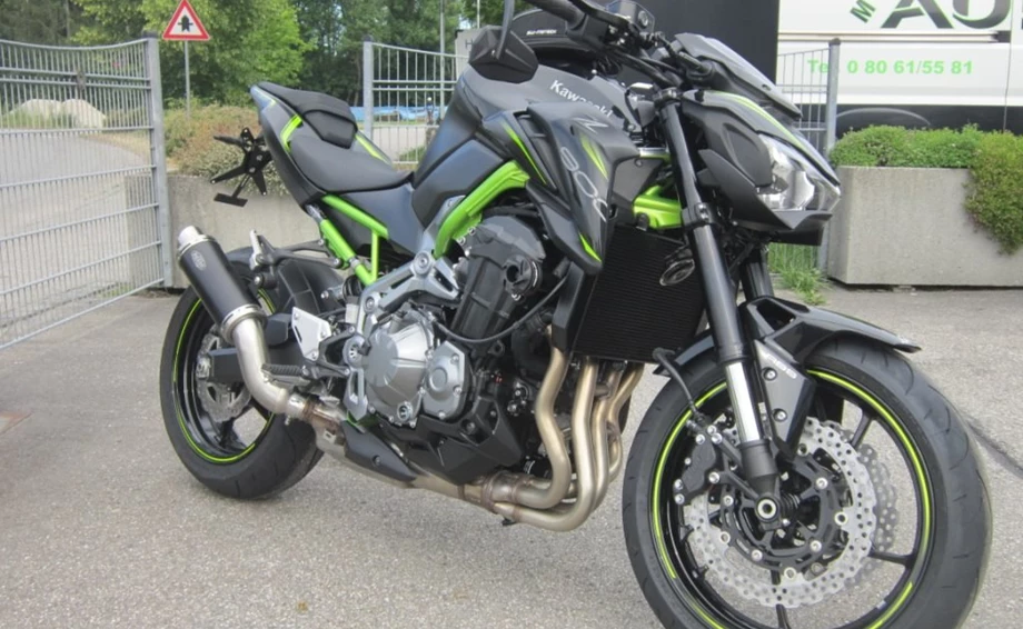 Rebuilt motorbike Kawasaki Z900 Bild 10: Rebuilt motorbike Kawasaki Z900