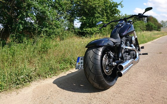 Umgebautes Motorrad Harley-Davidson Dyna Fat Bob FXDF von Motorradcenter Wittenberg - Bild 2 Umgebautes Motorrad Harley-Davidson Dyna Fat Bob FXDF von Motorradcenter Wittenberg - Bild 2