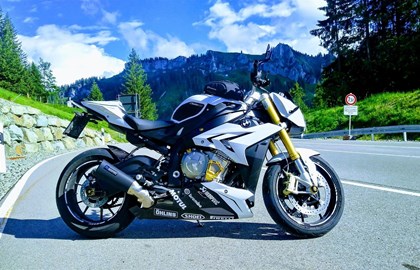 BMW S 1000 R Custom Bike BMW S 1000 R Custom Bike