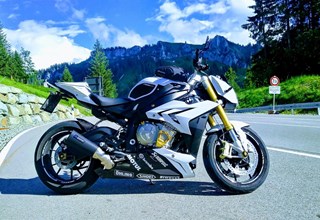 BMW S 1000 R BMW S 1000 R