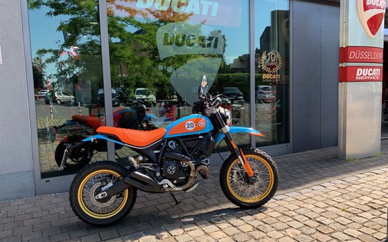 Umgebautes Motorrad Ducati Scrambler Desert Sled von Ducati Düsseldorf - Bild 1 Umgebautes Motorrad Ducati Scrambler Desert Sled von Ducati Düsseldorf - Bild 1