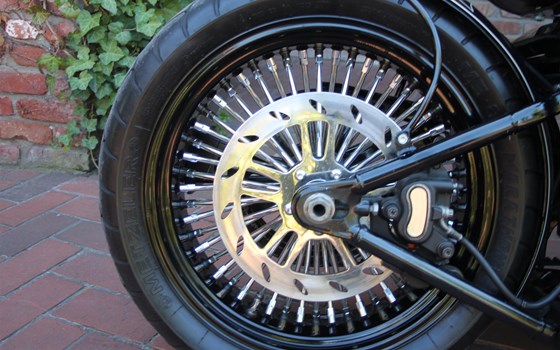 Umgebautes Motorrad Harley-Davidson Softail Cross Bones FLSTSB von X-Trem Custombikes - Bild 15 Umgebautes Motorrad Harley-Davidson Softail Cross Bones FLSTSB von X-Trem Custombikes - Bild 15