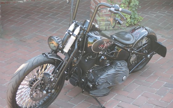 Umgebautes Motorrad Harley-Davidson Softail Cross Bones FLSTSB von X-Trem Custombikes - Bild 6 Umgebautes Motorrad Harley-Davidson Softail Cross Bones FLSTSB von X-Trem Custombikes - Bild 6