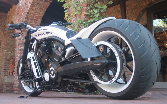 Umgebautes Motorrad Harley-Davidson Night Rod Special VRSCDX von X-Trem Custombikes - Bild 13 Umgebautes Motorrad Harley-Davidson Night Rod Special VRSCDX von X-Trem Custombikes - Bild 13