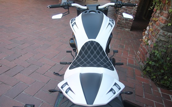 Umgebautes Motorrad Harley-Davidson Night Rod Special VRSCDX von X-Trem Custombikes - Bild 16 Umgebautes Motorrad Harley-Davidson Night Rod Special VRSCDX von X-Trem Custombikes - Bild 16