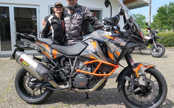 Umgebautes Motorrad KTM 1290 Super Adventure S von Zweirad Graß - Bild 2 Umgebautes Motorrad KTM 1290 Super Adventure S von Zweirad Graß - Bild 2