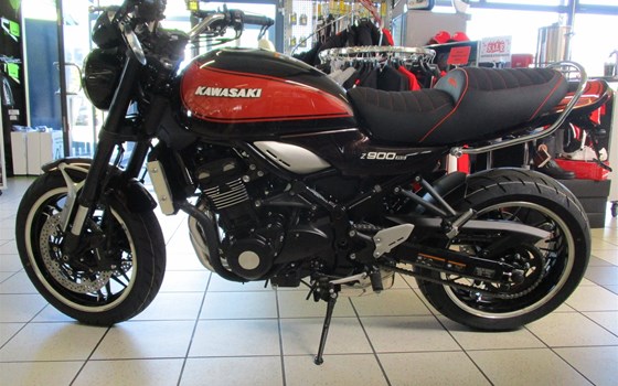 Umgebautes Motorrad Kawasaki Z900 RS von Team Wahlers GmbH - Bild 13 Umgebautes Motorrad Kawasaki Z900 RS von Team Wahlers GmbH - Bild 13