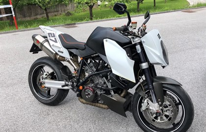 KTM 990 Super Duke Custom Bike