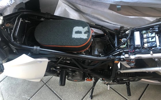 Umgebautes Motorrad KTM 990 Super Duke von madermartin - Bild 6 Umgebautes Motorrad KTM 990 Super Duke von madermartin - Bild 6