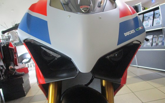 Umgebautes Motorrad Ducati Panigale V4 S Corse von Team Wahlers GmbH - Bild 13 Umgebautes Motorrad Ducati Panigale V4 S Corse von Team Wahlers GmbH - Bild 13