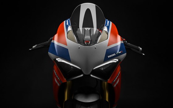 Umgebautes Motorrad Ducati Panigale V4 S Corse von Team Wahlers GmbH - Bild 16 Umgebautes Motorrad Ducati Panigale V4 S Corse von Team Wahlers GmbH - Bild 16