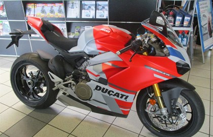 Ducati Panigale V4 S Corse Custom Bike