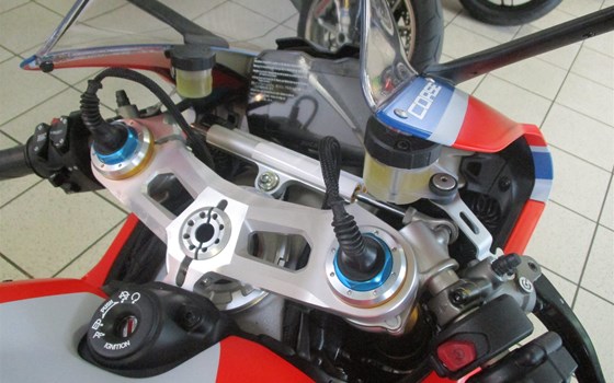 Umgebautes Motorrad Ducati Panigale V4 S Corse von Team Wahlers GmbH - Bild 7 Umgebautes Motorrad Ducati Panigale V4 S Corse von Team Wahlers GmbH - Bild 7